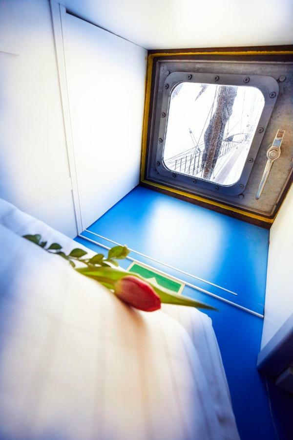 ホテル Segelschiff Loth Lorien ハンブルク エクステリア 写真