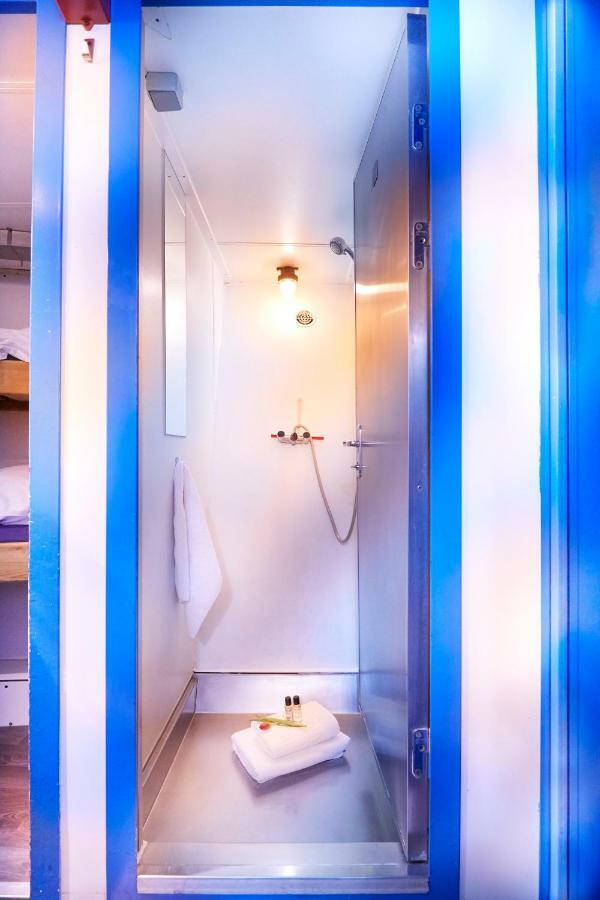ホテル Segelschiff Loth Lorien ハンブルク エクステリア 写真